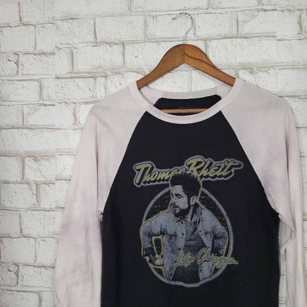Thomas Rhett 2018 graphic top - Picture 2 of 13